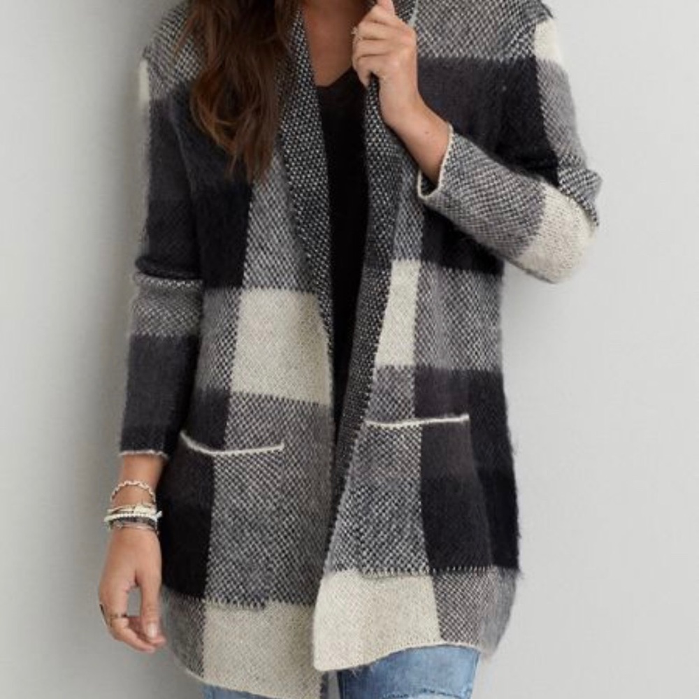 AEO Oversized Plaid Sweater